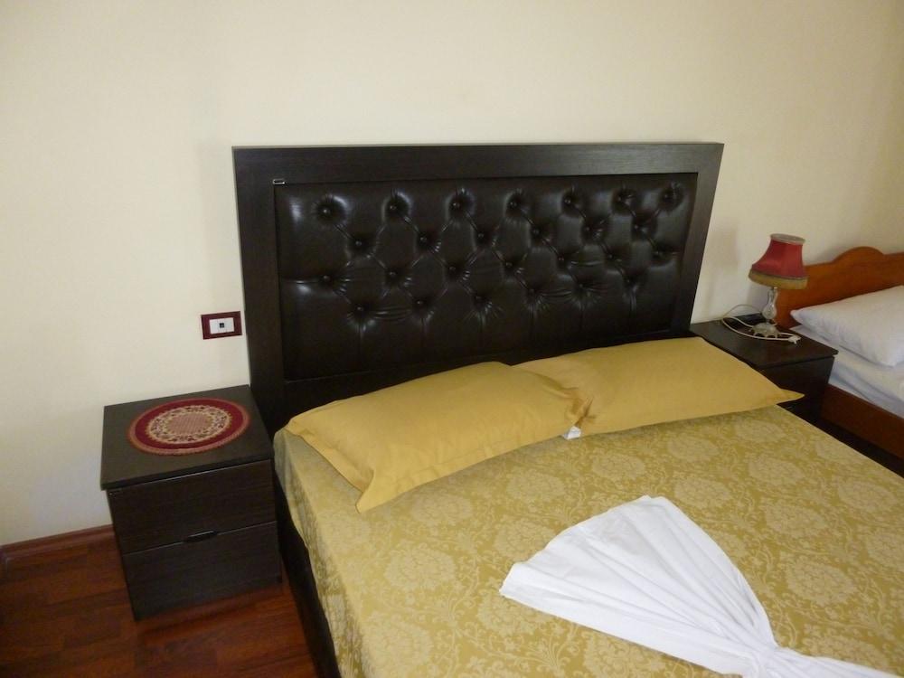 Guesthouse Central Sarande - 777 Exterior photo