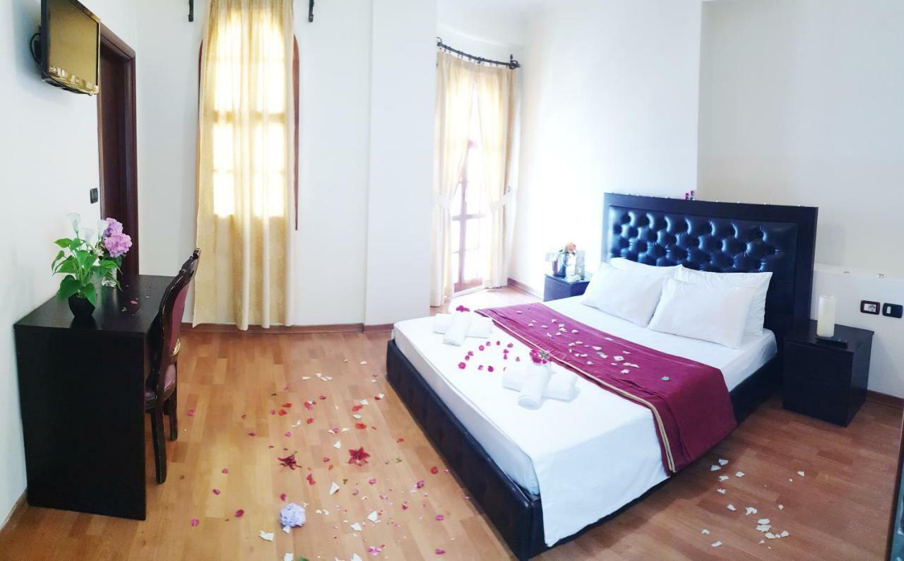 Guesthouse Central Sarande - 777 Exterior photo