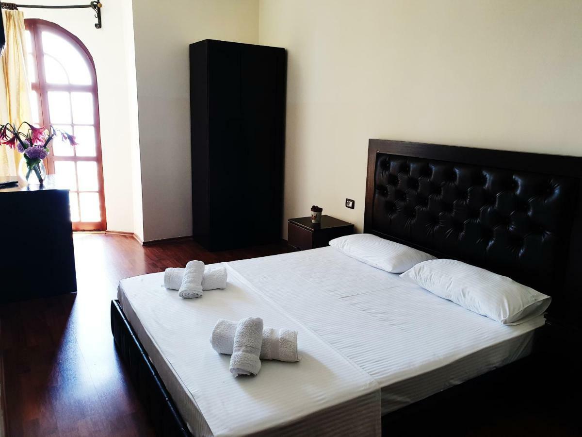 Guesthouse Central Sarande - 777 Exterior photo