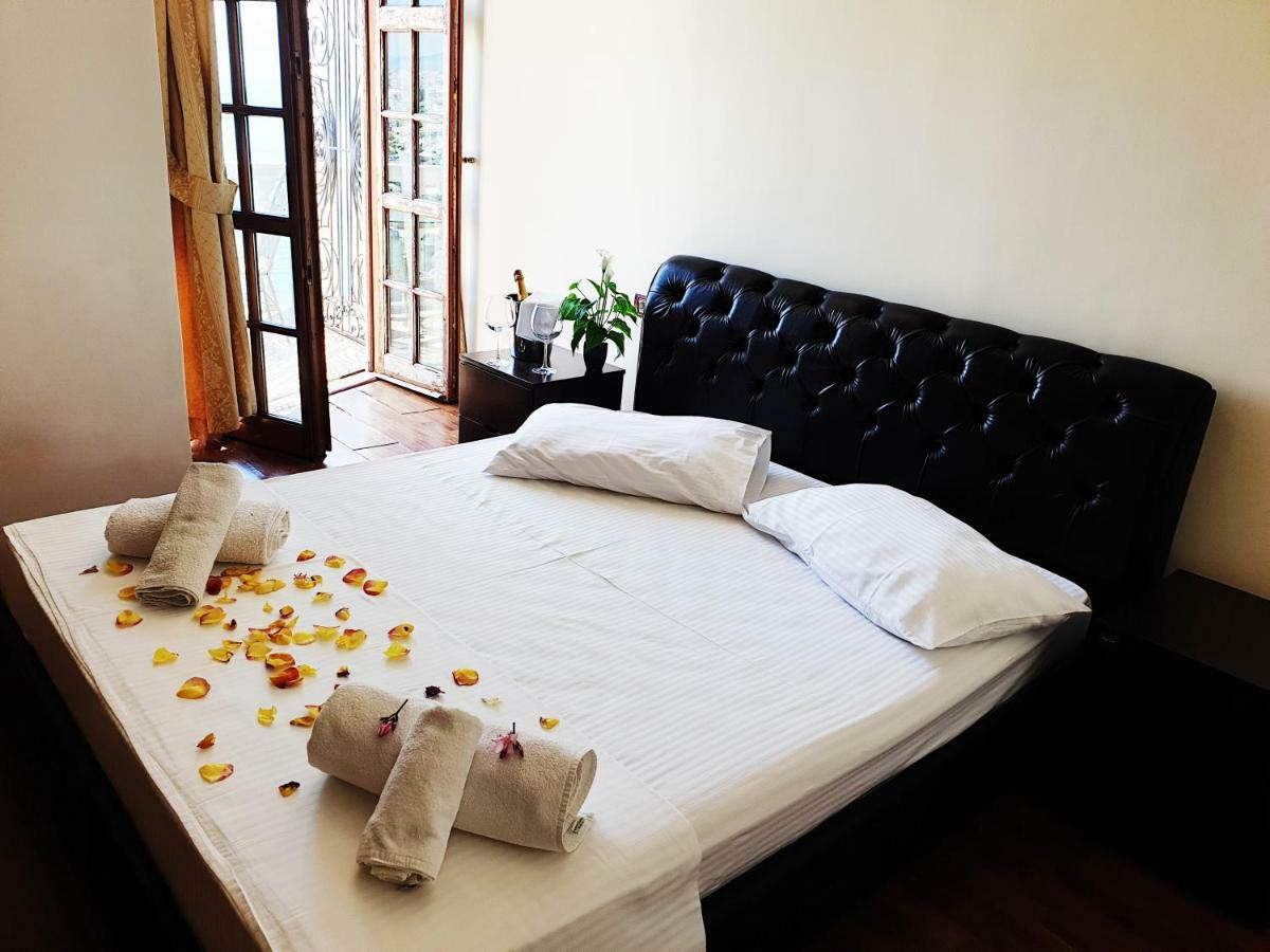 Guesthouse Central Sarande - 777 Exterior photo