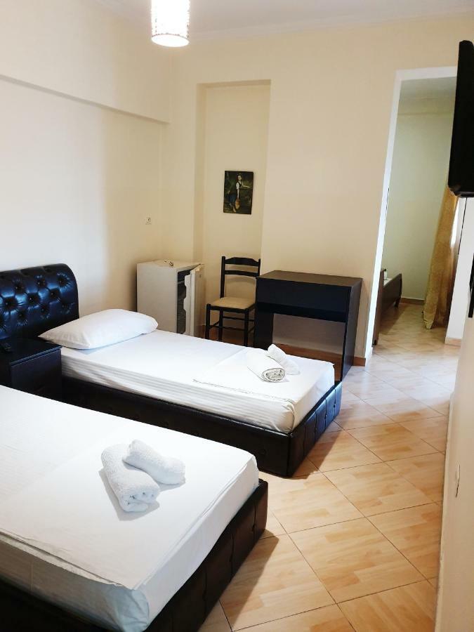 Guesthouse Central Sarande - 777 Exterior photo