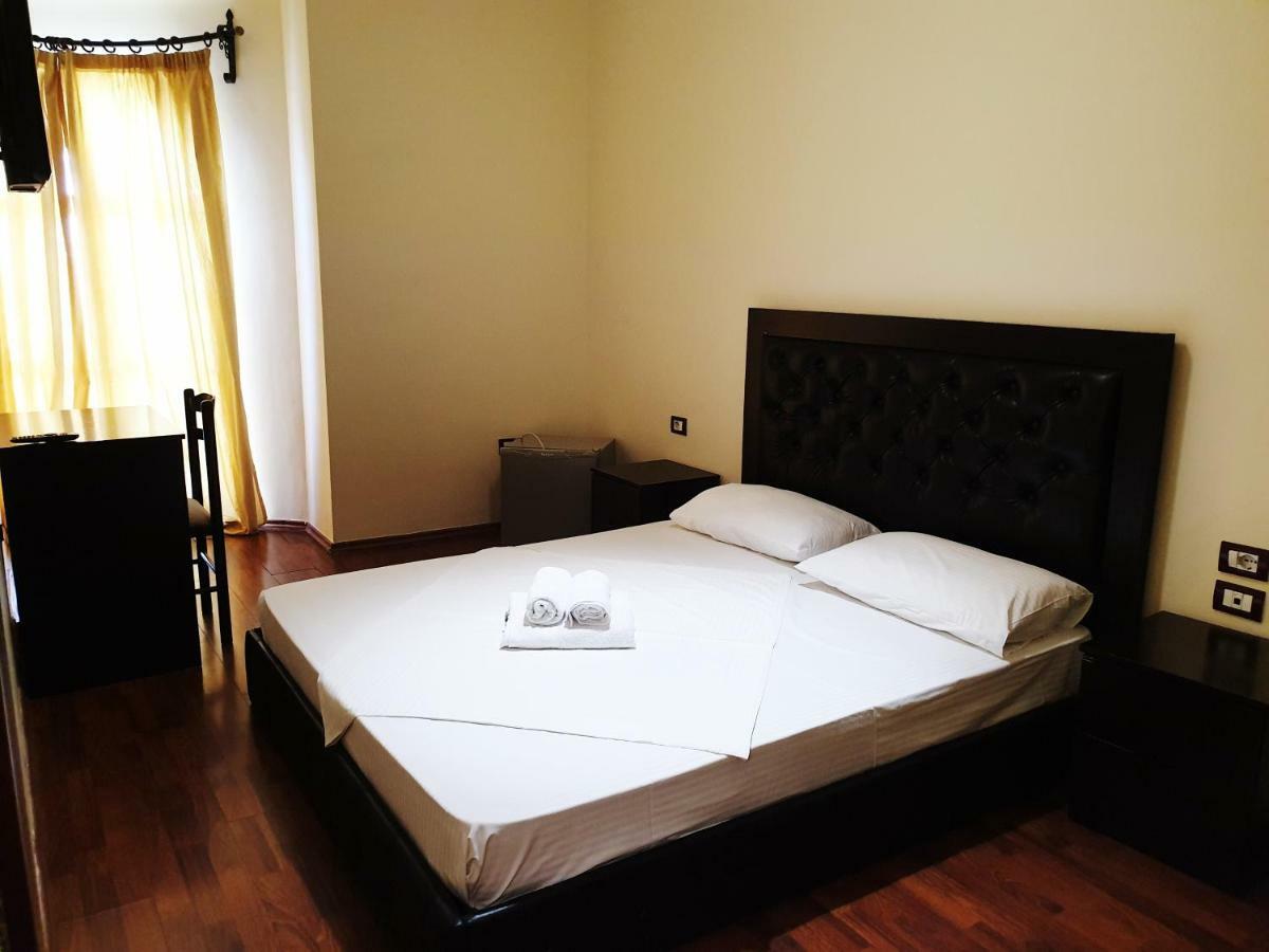Guesthouse Central Sarande - 777 Exterior photo